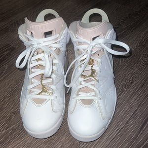Jordan 6 Retro Gold Hoops